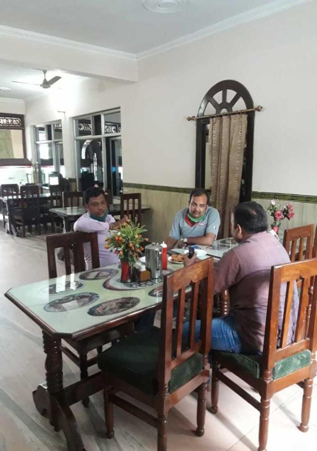 Hotel Krishan Kanhiya Jaunpur Экстерьер фото